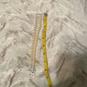 Costume choker pearl and silver heart necklace